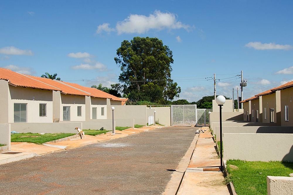 06-RUA DO CONDOMÍNIO